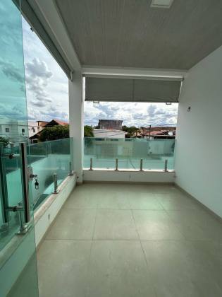 CASA À VENDA NO CAMINHO DOS LAGOS