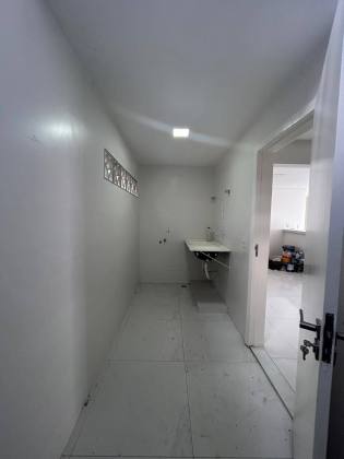 CASA DE ALTO PADRÃO PARA LOCAÇÃO NO PARAÍSO DAS ÁGUAS