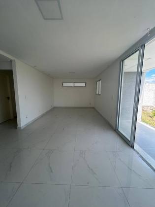 CASA DE ALTO PADRÃO PARA LOCAÇÃO NO PARAÍSO DAS ÁGUAS