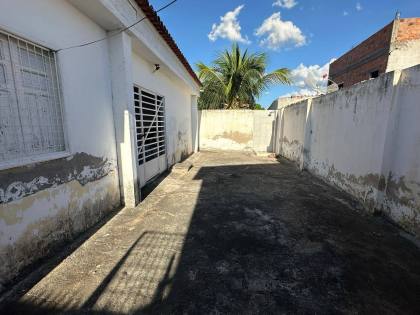CASA À VENDA NO PERPÉTUO SOCORRO