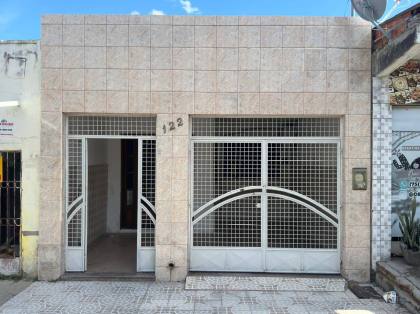 CASA À VENDA NO BAIRRO NOSSA SENHORA DE FÁTIMA