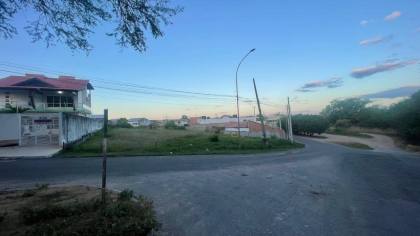TERRENO DENTRO DA ILHA DE PAULO AFONSO À VENDA