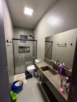 CASA À VENDA NO CONDOMÍNIO DEL RIO