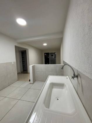 CASA PARA LOCAÇÃO NO PORTAL DAS ÁGUAS