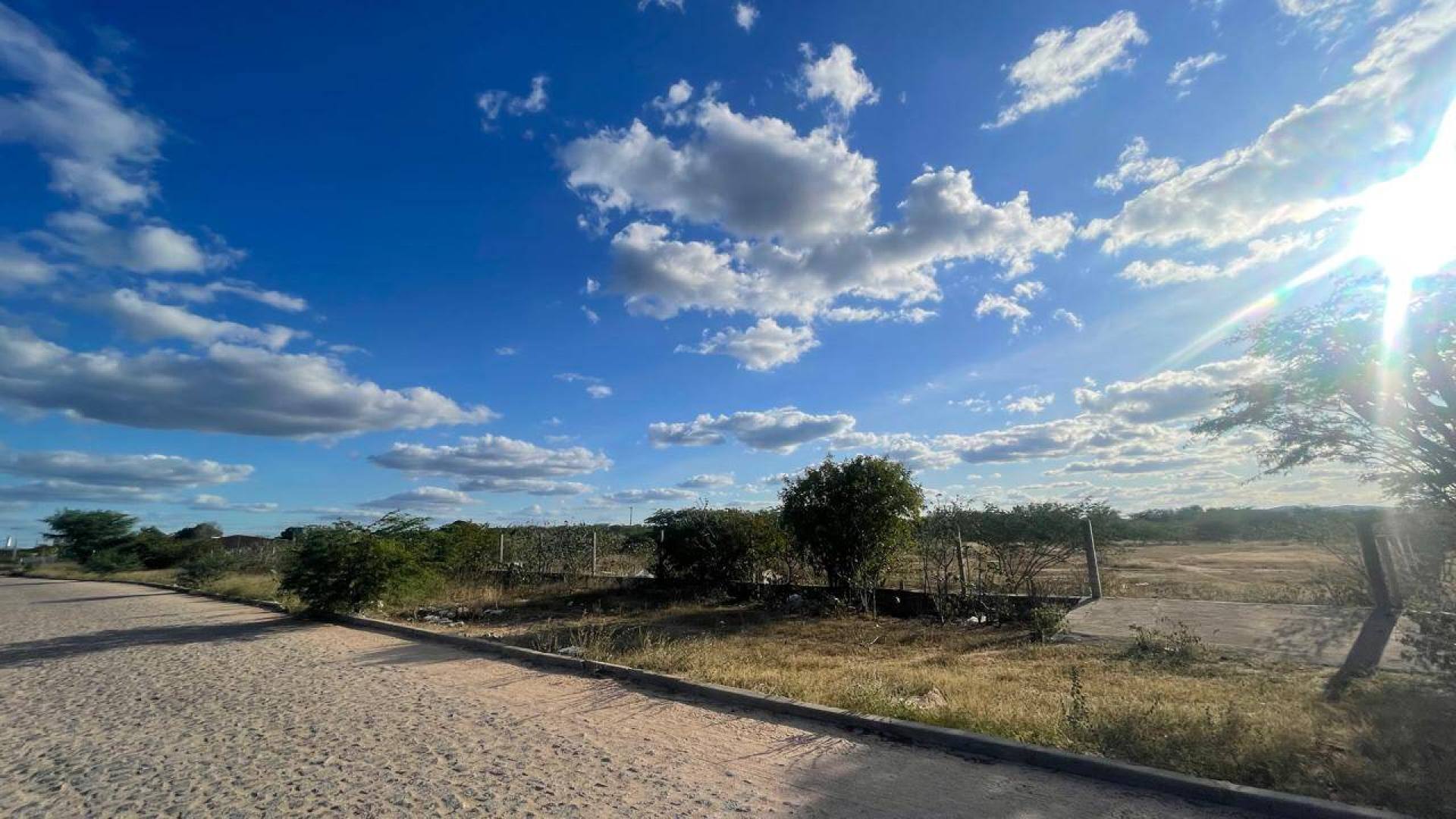 ÁREA À VENDA NO MOXOTÓ-BA