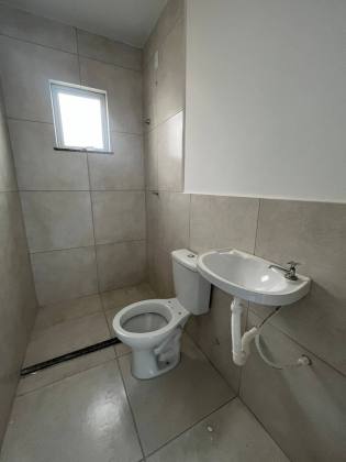 CASA PARA LOCAÇÃO NO CONDOMÍNIO PORTAL DAS ÁGUAS (Nascente)