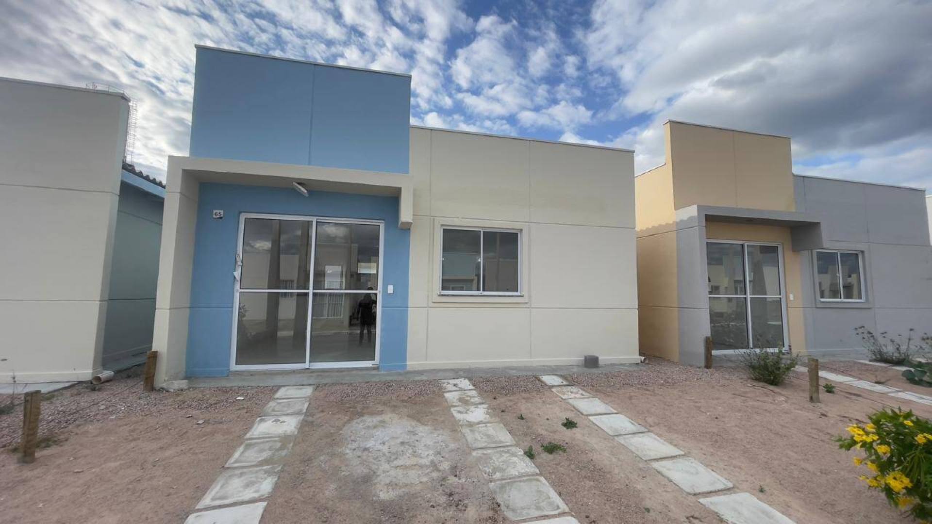 CASA PARA LOCAÇÃO NO CONDOMÍNIO PORTAL DAS ÁGUAS (Nascente)