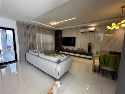 CASA DE ALTO PADRÃO NO CAMINHO DOS LAGOS À VENDA