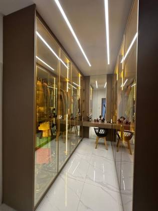 CASA DE ALTO PADRÃO NO CAMINHO DOS LAGOS À VENDA