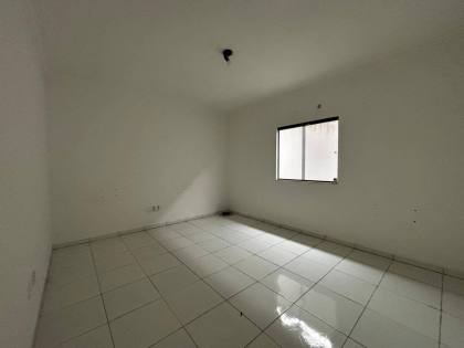 CASA À VENDA NO CAMINHO DOS LAGOS