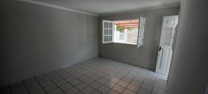 CASA PARA LOCAÇÃO NO BAIRRO ALVES DE SOUZA