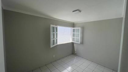 CASA PARA LOCAÇÃO NO BAIRRO ALVES DE SOUZA