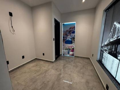 CASA NO CAMINHO DOS LAGOS