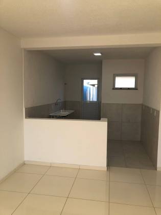 CASA PARA LOCAÇÃO NO CONDOMÍNIO PORTAL DAS ÁGUAS (Poente)