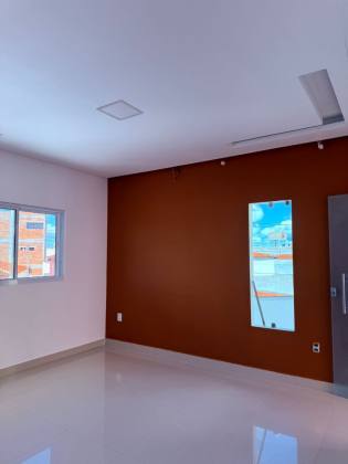 CASA À VENDA NO BAIRRO ABEL BARBOSA