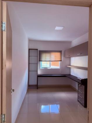 CASA À VENDA NO BAIRRO ABEL BARBOSA