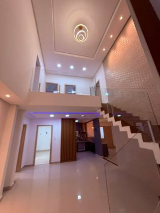 CASA À VENDA NO BAIRRO ABEL BARBOSA