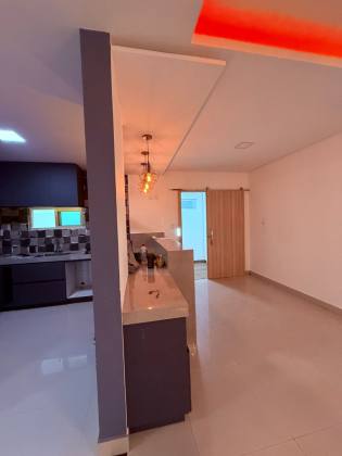 CASA À VENDA NO BAIRRO ABEL BARBOSA