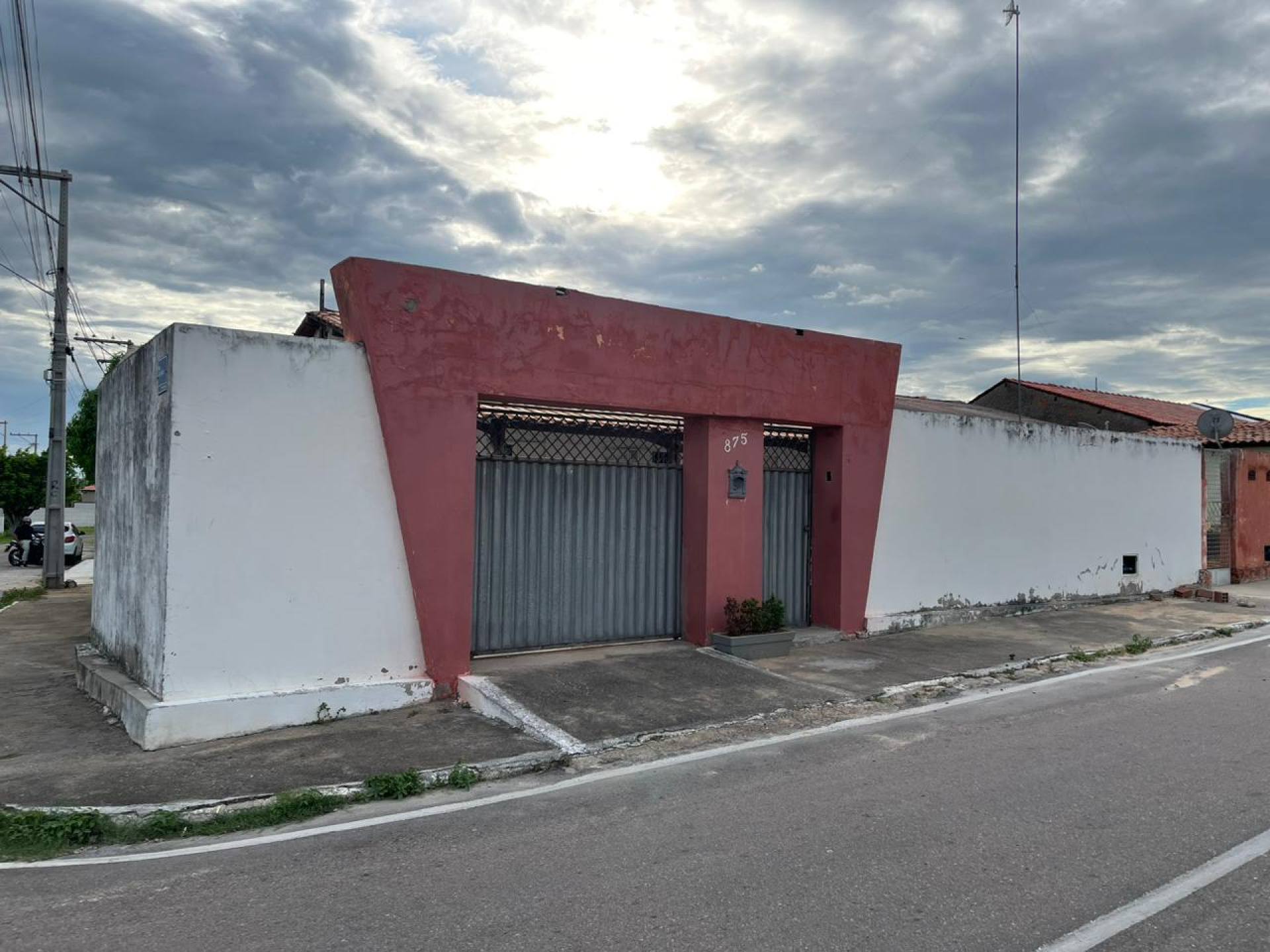 CASA NA FAZENDA CHESF À VENDA