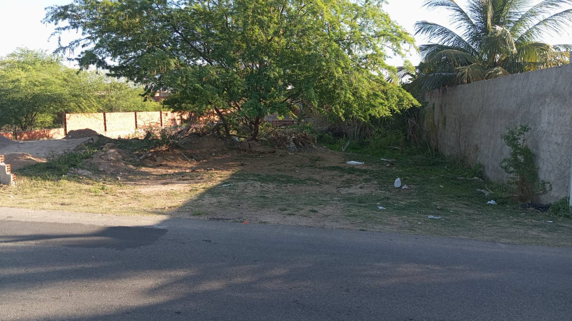 TERRENO  NO BOA ESPERANÇA