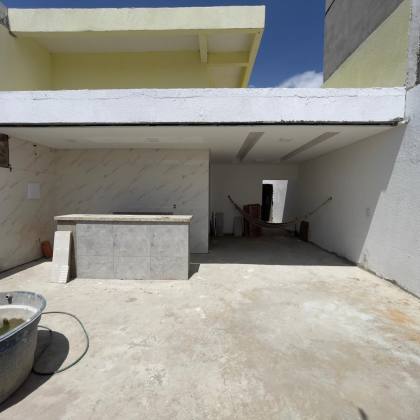 CASA À VENDA – BAIRRO NOBRE CLERISTON ANDRADE