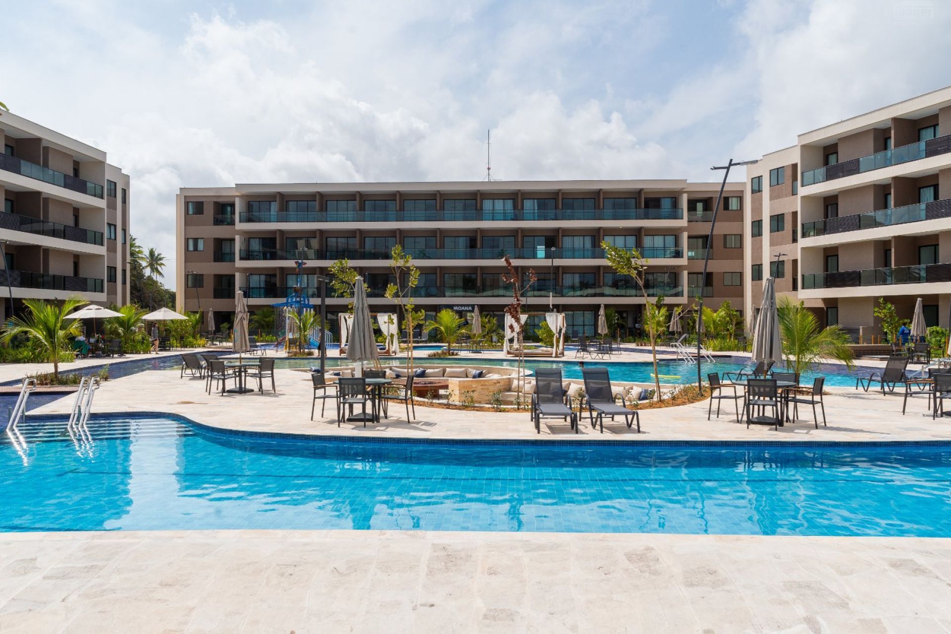 MALIA BEACH | Studio Terreo| Varanda | Muro Alto | Lazer completo