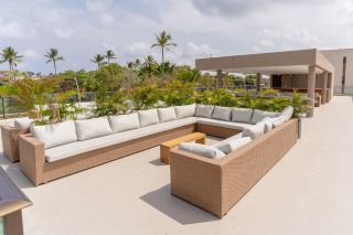 Malia Beach | Studio com Sala Integrada | Varanda | Muro Alto