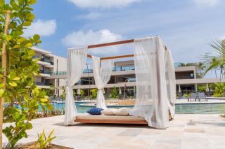 MALIA BEACH | 2 Quartos sendo 1 Suíte | Varanda | Muro Alto | Lazer completo PARA VENDER
