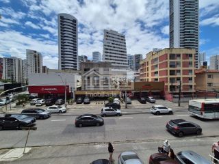 Apartamento Para Vender com 3 quartos 2 suítes no bairro de Boa Viagem em Recife