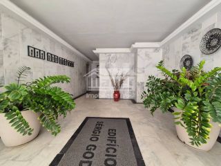 Apartamento Para Vender com 3 quartos 2 suítes no bairro de Boa Viagem em Recife