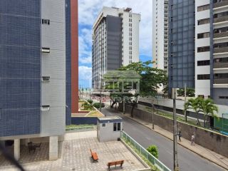 Apartamento Para Vender com 3 quartos 2 suítes no bairro de Boa Viagem em Recife
