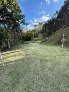 Sitio com 2Ha | Cachoeira e Piscina Natural | Região Serrana Rio | para sua Moradia ou para Pousada Ecológica