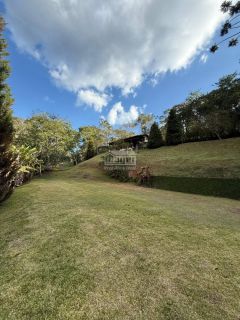 Sitio com 2Ha | Cachoeira e Piscina Natural | Região Serrana Rio | para sua Moradia ou para Pousada Ecológica