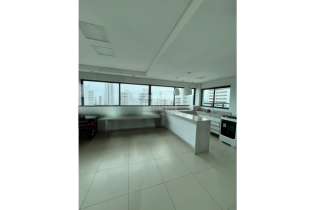 Vendo Apto Edf. Thayza | 2 Quartos sendo 1 Suíte | 41,5m² | Casa Amarela | Área de Lazer