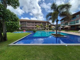 Reserva dos Carneiros | Apto 2 Quartos frente piscina com varanda gourmet | 64m² | Resort de Alto Padrão | Pé na Areia |