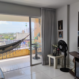 Vendo Apto 3 quartos sendo 1 Suíte | 2 WC e 1 com Banheira| 150m² | BOA VISTA | Predio todo reformado