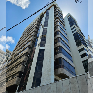 Vendo na av Boa Viagem | Apto 4 Quartos, sendo 2 Suíte | 2 WC |  192m² | Boa Viagem | lazer completo|