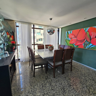 Vendo na av Boa Viagem | Apto 4 Quartos, sendo 2 Suíte | 2 WC |  192m² | Boa Viagem | lazer completo|