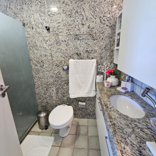 Vendo na av Boa Viagem | Apto 4 Quartos, sendo 2 Suíte | 2 WC |  192m² | Boa Viagem | lazer completo|