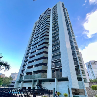 Vendo Apto 3 Quartos suítes amplas | 146m² | Espinheiro | Área de Lazer