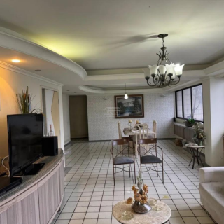 Vendo Apto 4 quartos sendo 3 suítes | 222m² | Bairro Parnamirim | Área de Lazer |