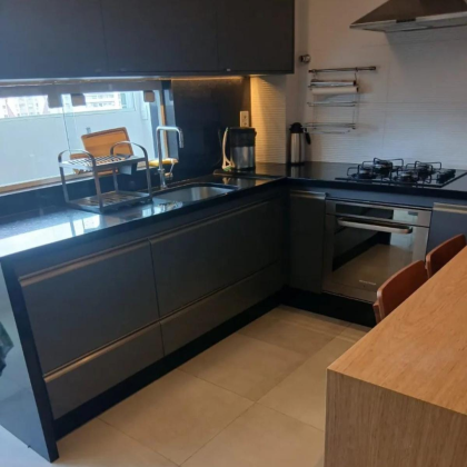 Vendo Apartamento no Edf. São Thiago | 4 Quartos | 1 sendo Suíte | 120m² | Boa Viagem