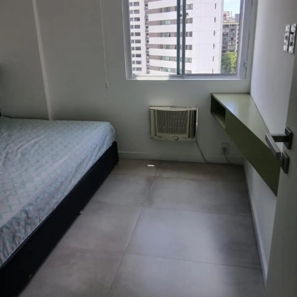 Vendo Apartamento no Edf. São Thiago | 4 Quartos | 1 sendo Suíte | 120m² | Boa Viagem