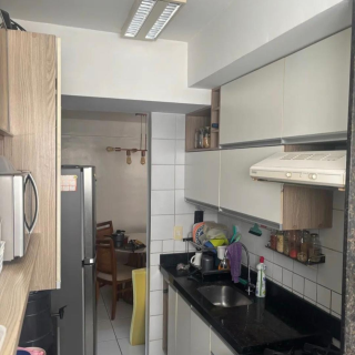 Vendo Apartamento no Edf. Morada do Umbuzeiro | 2 Quartos | 1 sendo Suíte | 56m² | Área de Lazer completa | Iputinga