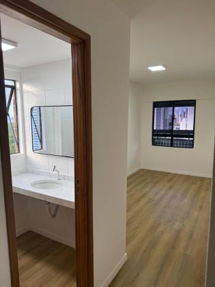 Vendo imóvel em boa viagem, 03Qts, andar alto, próximo aos colégios, Lazer