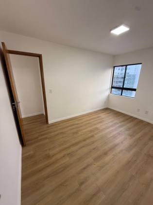 Vendo imóvel em boa viagem, 03Qts, andar alto, próximo aos colégios, Lazer