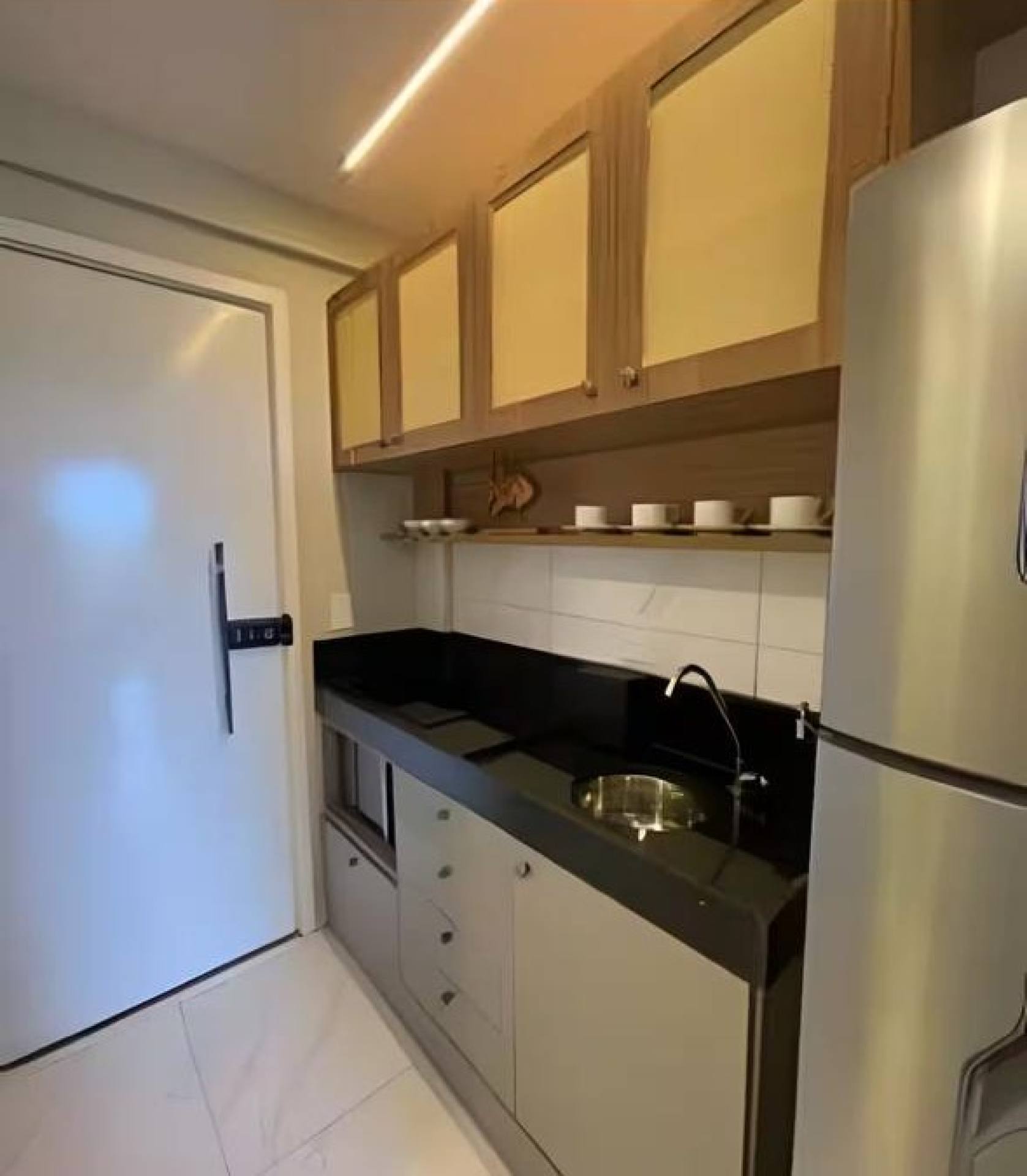 Vendo Flat em Porto de Galinhas, mobiliado, varanda, vista mar