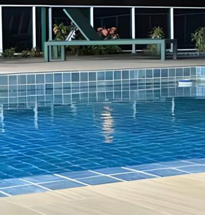 Vendo Flat em Porto de Galinhas, mobiliado, varanda, vista mar