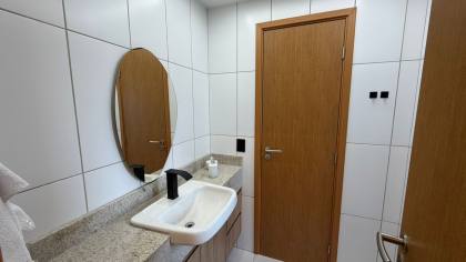 Vendo Apartamento no Reserva do Paiva 03 Qts, sendo 03 suítes, mobiliado.