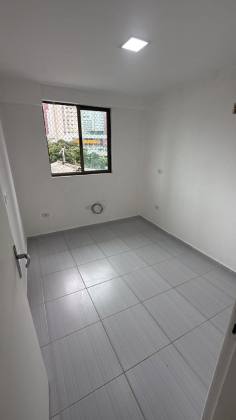 Vendo  02Qts, em Setúbal, 58m², 02 vagas, varanda, próximo aos colégios, Lazer.
